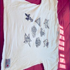 Pre owned nba logo tee size 2XL